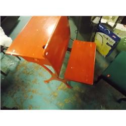 VINTAGE CHILD'S DESK