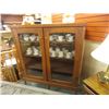 Image 2 : LARGE 2 DOOR CHINA CABINET