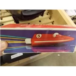 VINTAGE AVON RED STREAK BUBBLE BATH