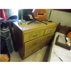 DRESSOR - 6 DRAWER