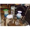 Image 1 : LOT OF COLLECTABLES - ART GLASS AND MORE