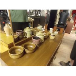 LOT OF ASSORTED POTTERY - 9PC TTL