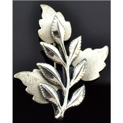 Vintage seuteur Renoir stamped silver pin