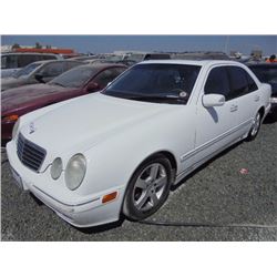 MERCEDES E320 2000 T-DONATION
