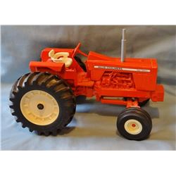 Allis-Chalmers Two-Twenty tractor, 1/16 scale