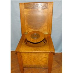Oak commode (comfort station), 17” h x 17” w, 16” d
