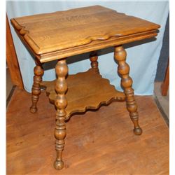 Oak parlor table, 28” h x 24” square, turned legs