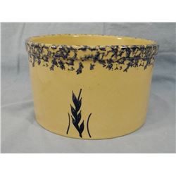 Roseville blue spongeware crock