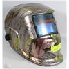Image 1 : NEW AUTO DARKENING WELDING HELMET