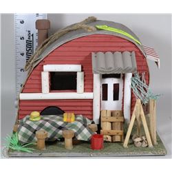 NEW TRAILER BIRDHOUSE