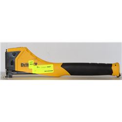DEWALT HAMMER TACKER-ON CHOICE
