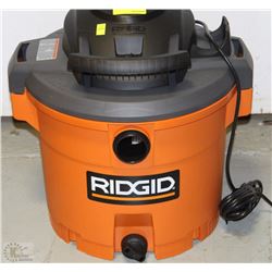 RIDGID SHOP VAC 12 GALLONS- MISSING WHEELS