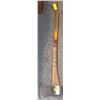 Image 1 : HUSKY 3 1/2LB AXE