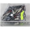Image 1 : LARGE BAG OF ASSORTED CORKSCREWS
