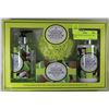 Image 1 : NEW LUXURY BATH & BODY GIFT SET -