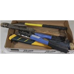 TRAY WITH HAMMERS,AXES AND BOW CLIPPERS