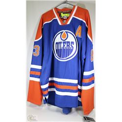 REEBOK OILERS JERSEY SIZE 54