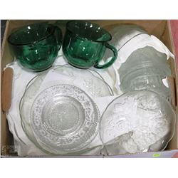 BOX OF SERVING DISHES