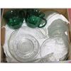 Image 1 : BOX OF SERVING DISHES