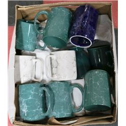 BOX OF MUGS
