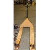 Image 1 : PALLET JACK