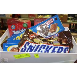 BOX WITH ASSORTED CHOCOLATES INCLUDING COOKIES,