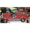 Image 1 : VINTAGE STYLE ALL METAL FIRE TRUCK ORNAMENT