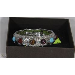 EXPANDABLE STERLING SILVER BRACELET WITH MULTI