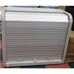 OUTDOOR DISPLAY WITH ROLL UP DOOR