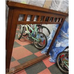WOOD DRESSER MIRROR