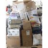 Image 1 : PALLET OF ESTATE MISC.