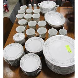 LARGE PORCELAIN DIANE CHINA SET
