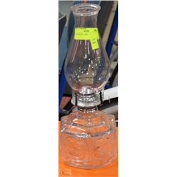 VINTAGE OIL LAMP