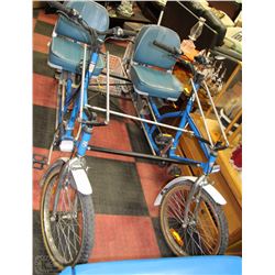 COSYCYCLE RECUMBENT QUADRACYCLE TANDEM VELOMOBILE