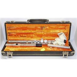 I.M. GRASSI PRESTIGE MODEL FLUTE IN CASE -