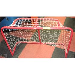 BASEMENT HOCKEY NET