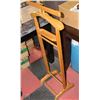 Image 1 : WOODEN CLOTHES VALET