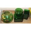 Image 1 : 4 DEPRESSION GLASS DARK GREEN PIECES AND ONE ROSE