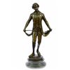 Image 10 : Taking A Bow Bronze Sculpture