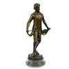 Image 5 : Taking A Bow Bronze Sculpture