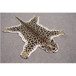 hand woven, Indian wool pile on cotton foundation Rug