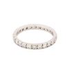 Image 1 : 14KT White Gold 0.93ctw Round Diamond Eternity Band Ring