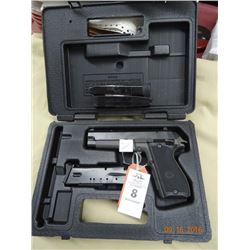 Daewoo #DH40 MKI 40 S&W Pistol w/Case S# DA001890