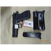 Image 2 : Daewoo #DH40 MKI 40 S&W Pistol w/Case S# DA001890