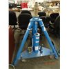 Image 1 : Tronair #02A1248-0110 24K Lb. Portable Jack