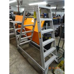 6' Platform Aluminum Louisville Ladder