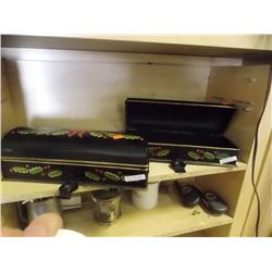 LOCKABLE METAL CASES WITH HOLLY PRINT  - 2 TTL