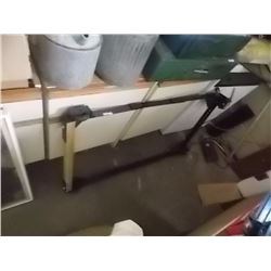 ADJUSTABLE CART ON WHEELS