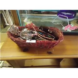 BASKET OF GLASSES
