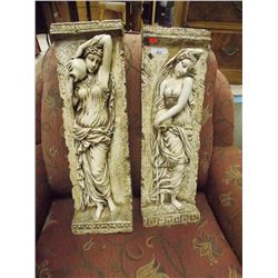 WALL MOUNTED DECORATIONS - 2 TTL